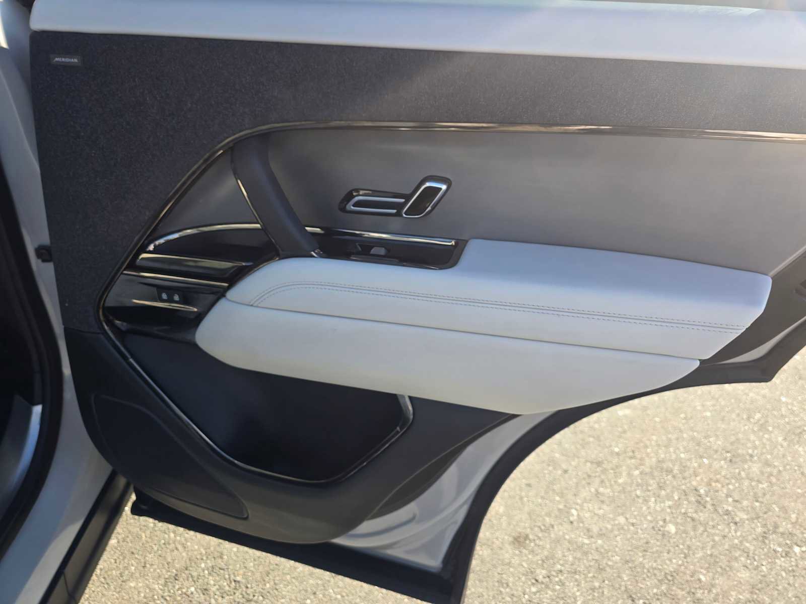 Used 2024 Land Rover Range Rover Sport SE image 13