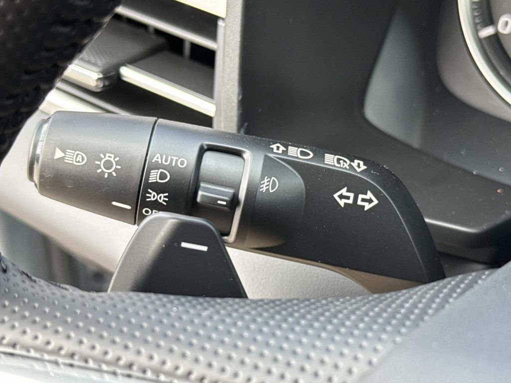 New 2026 Mitsubishi Outlander SE image 38