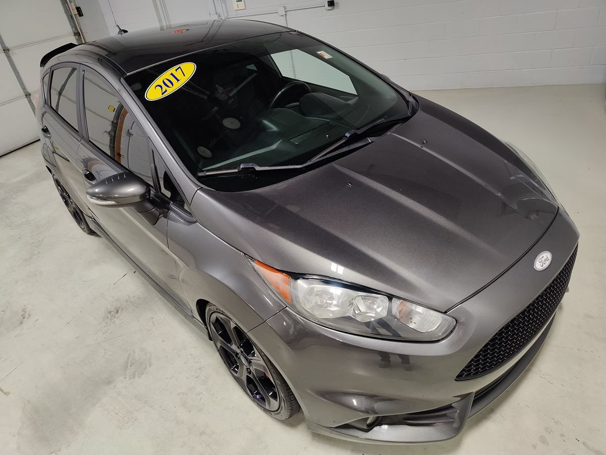 Used 2017 Ford Fiesta ST w/ ST Recaro Package FWD image 2