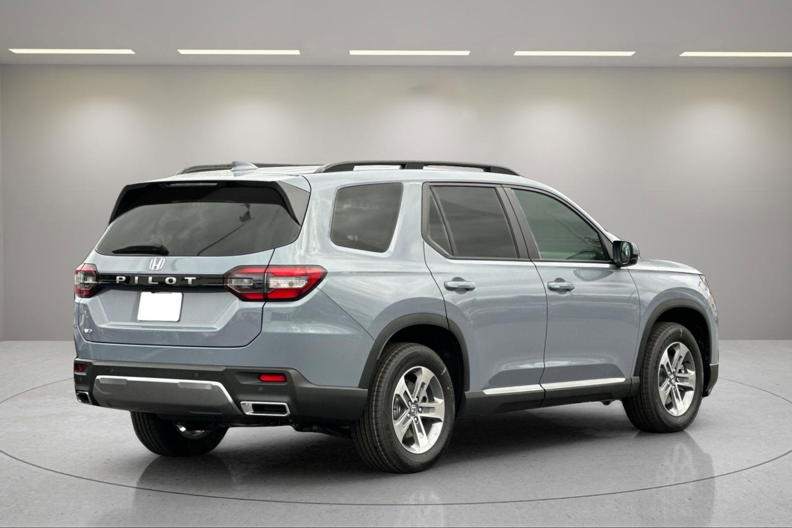 New 2026 Honda Pilot EX-L image 3
