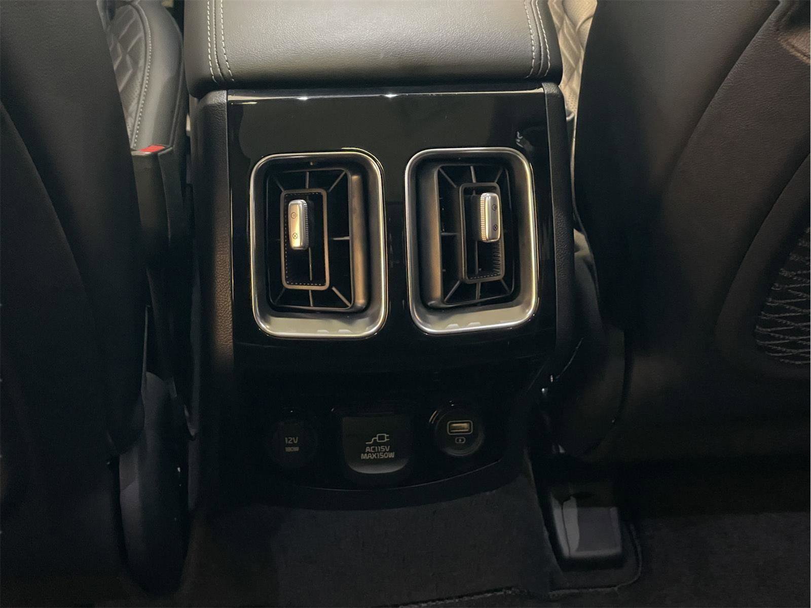 Used 2023 Kia Sorento SX Prestige image 20