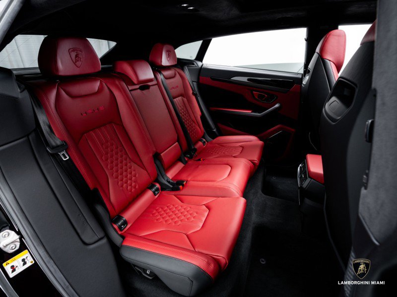 Used 2024 Lamborghini Urus S image 52