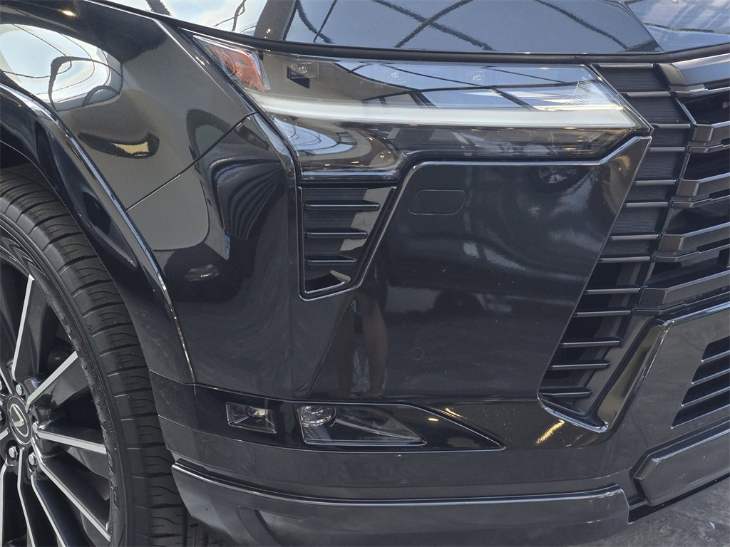 Certified 2024 Lexus GX 550 w/ Accessory Package (Z1) image 9