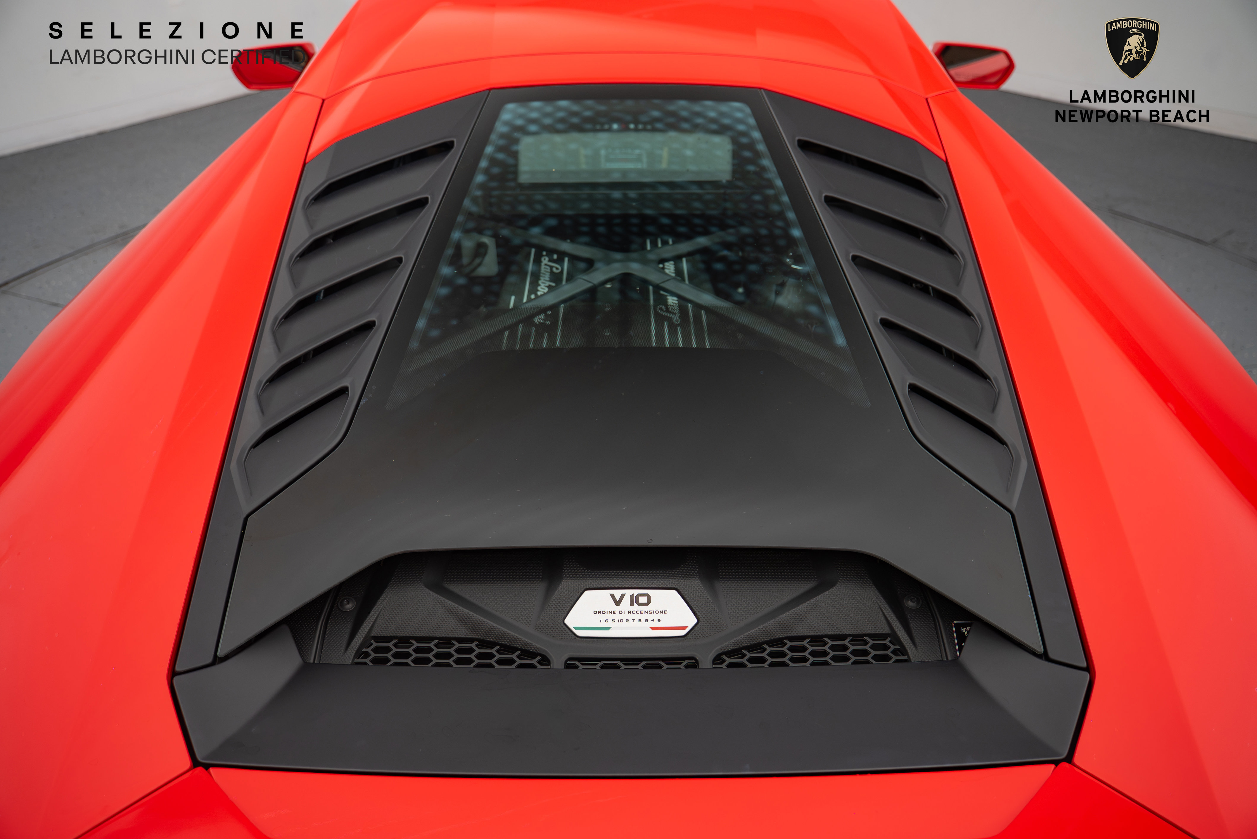 Used 2022 Lamborghini Huracan EVO image 16