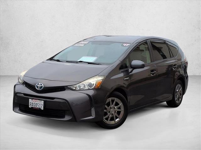 Used 2017 Toyota Prius V Four w/ Carpet Mat Package