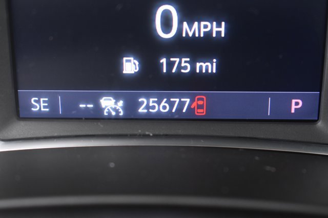 Used 2023 Chevrolet Equinox RS image 24