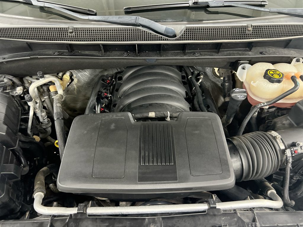 Used 2022 Chevrolet Tahoe LT AWD/4WD image 25
