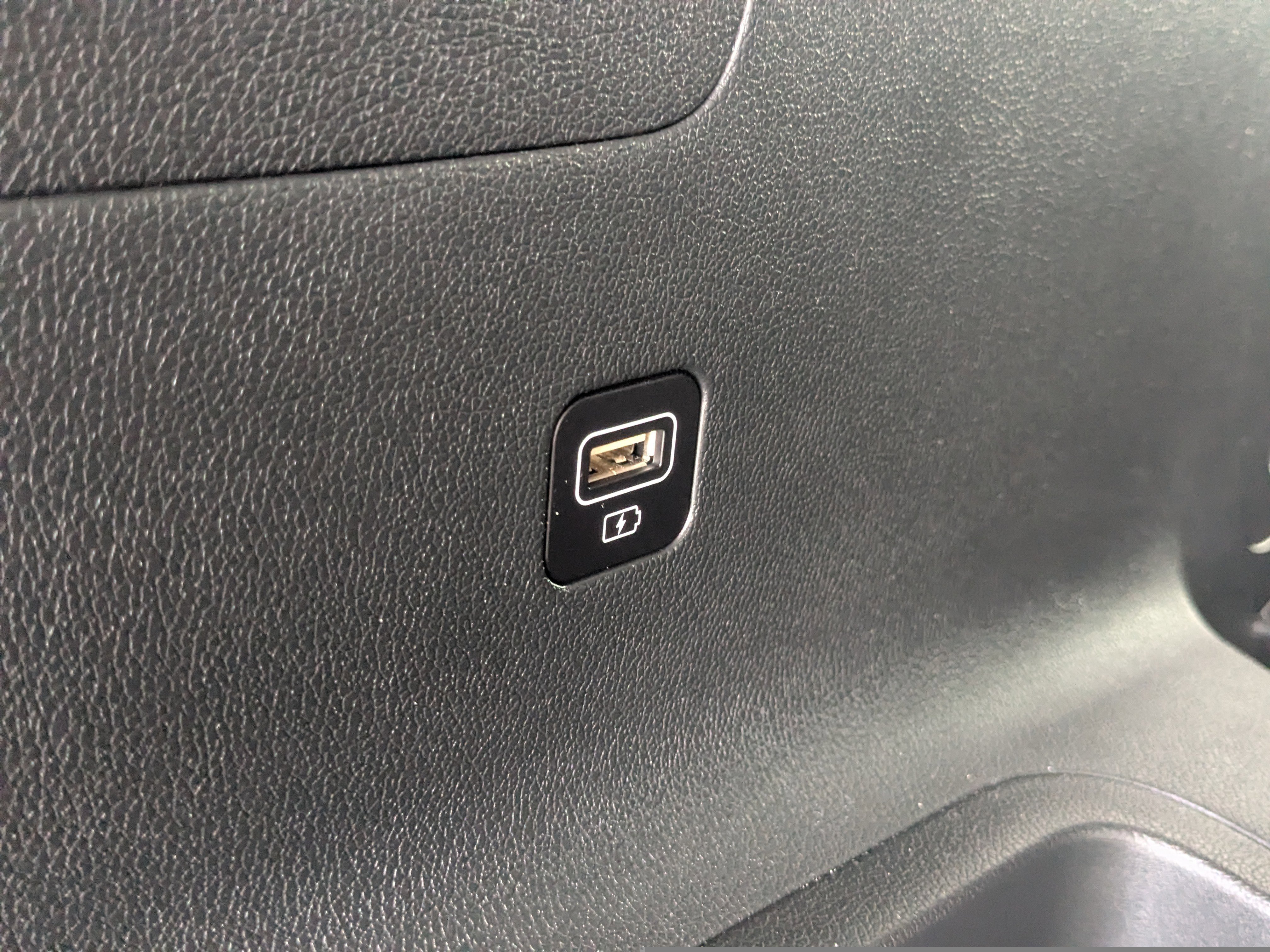 Certified 2023 Kia Sorento S image 15