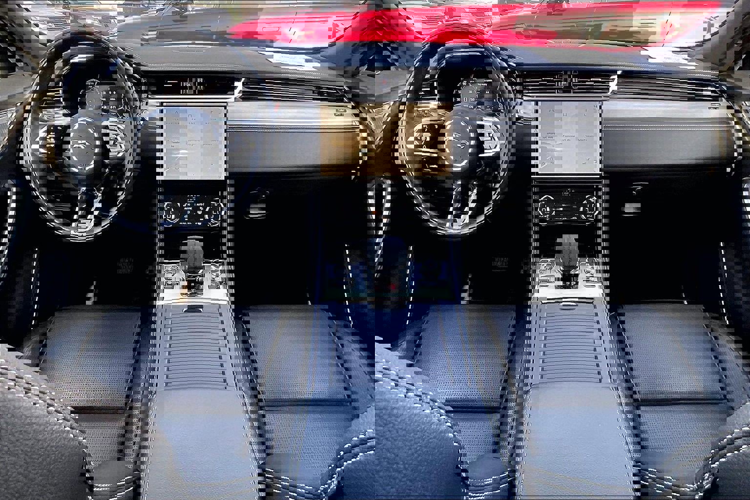 Used 2024 Jaguar F-PACE R-Dynamic S image 14