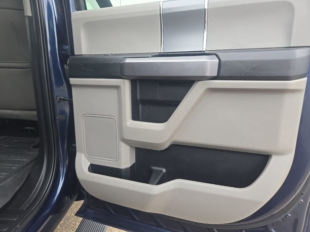 Used 2019 Ford F250 XLT w/ XLT Premium Package image 31