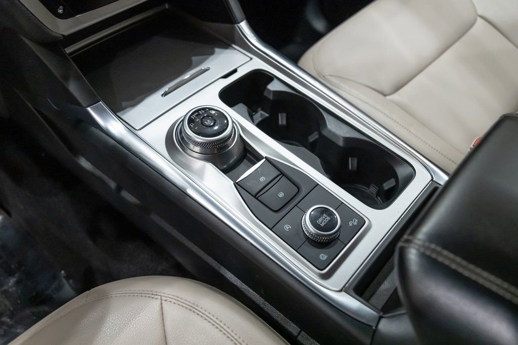 Used 2021 Ford Explorer XLT w/ Equipment Group 202A image 20