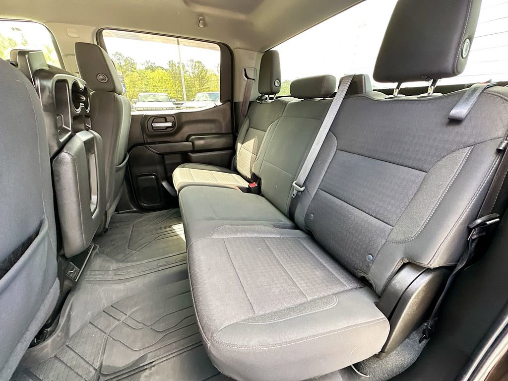 Used 2022 Chevrolet Silverado 1500 Custom image 3