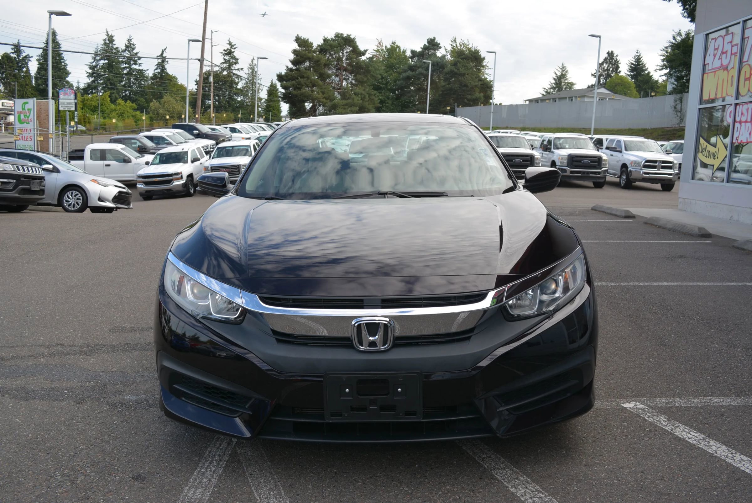 Used 2016 Honda Civic EX image 2