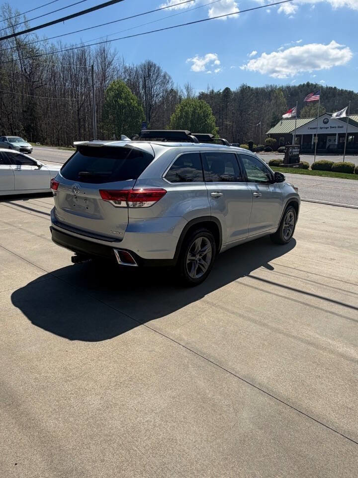 Used 2018 Toyota Highlander Limited Platinum image 6