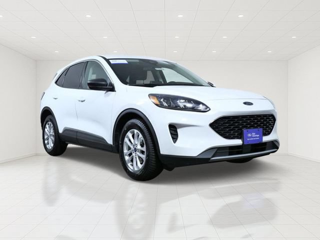 Certified 2022 Ford Escape SE w/ Cold Weather Package FWD image 1
