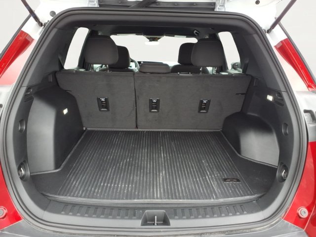 New 2026 Chevrolet Equinox LT w/ Safety and Technology Package AWD/4WD image 18