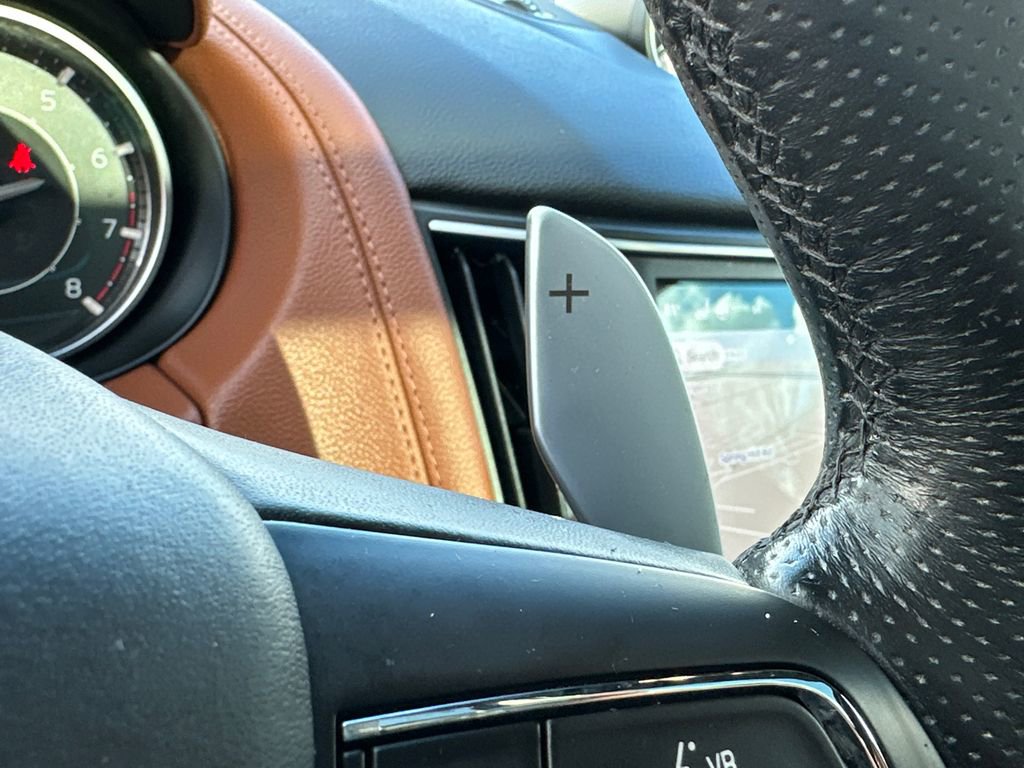 Used 2021 Maserati Levante GranSport image 36