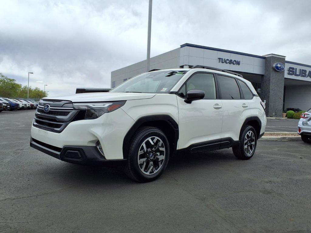 Used 2025 Subaru Forester Premium image 6
