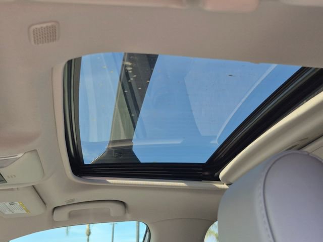 Used 2023 Toyota RAV4 Limited FWD image 13