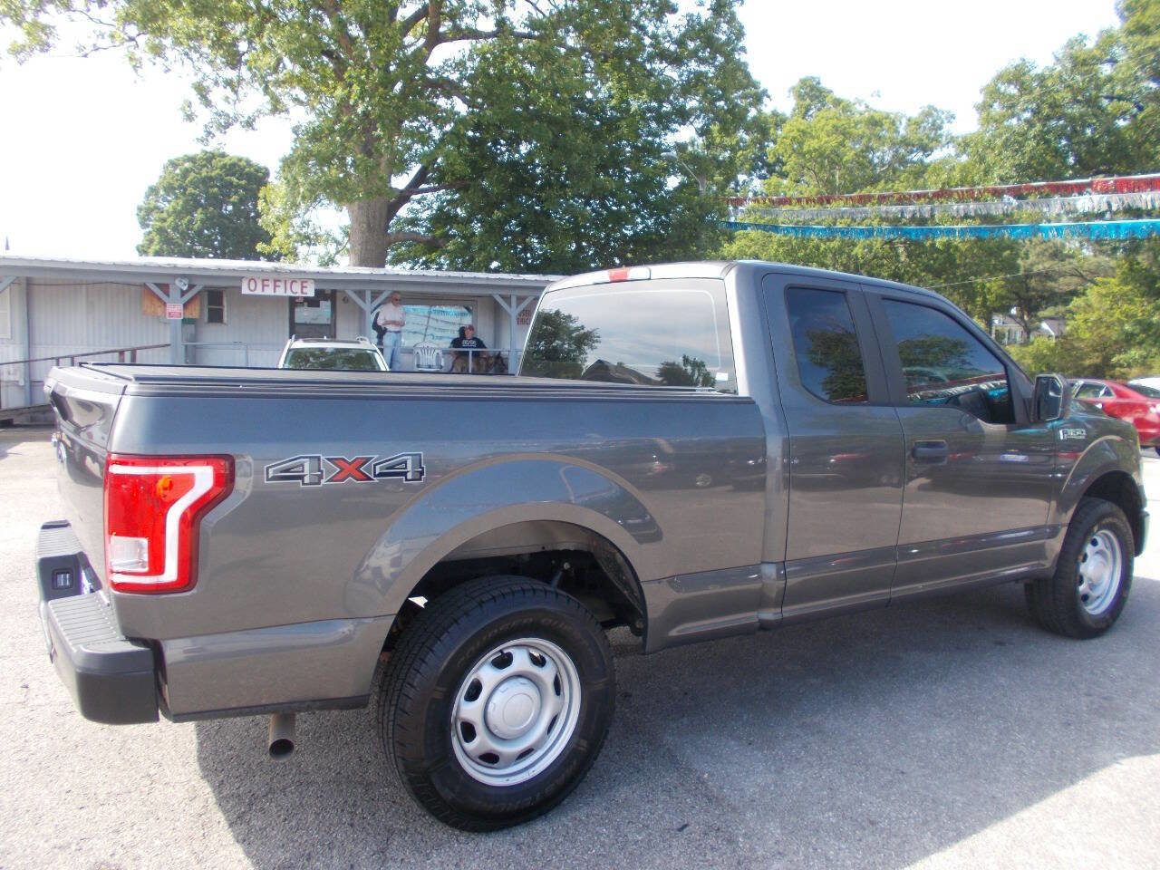Used 2016 Ford F150 XL w/ XL Power Equipment Group AWD/4WD image 3