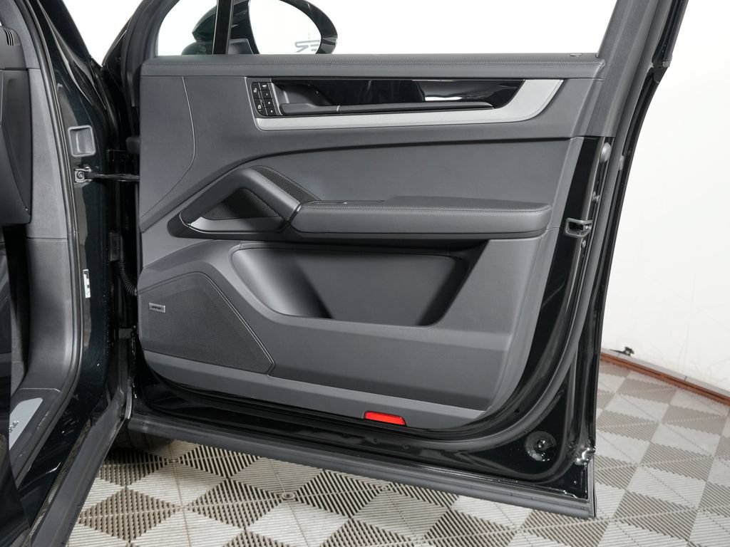 New 2026 Porsche Cayenne AWD/4WD image 37