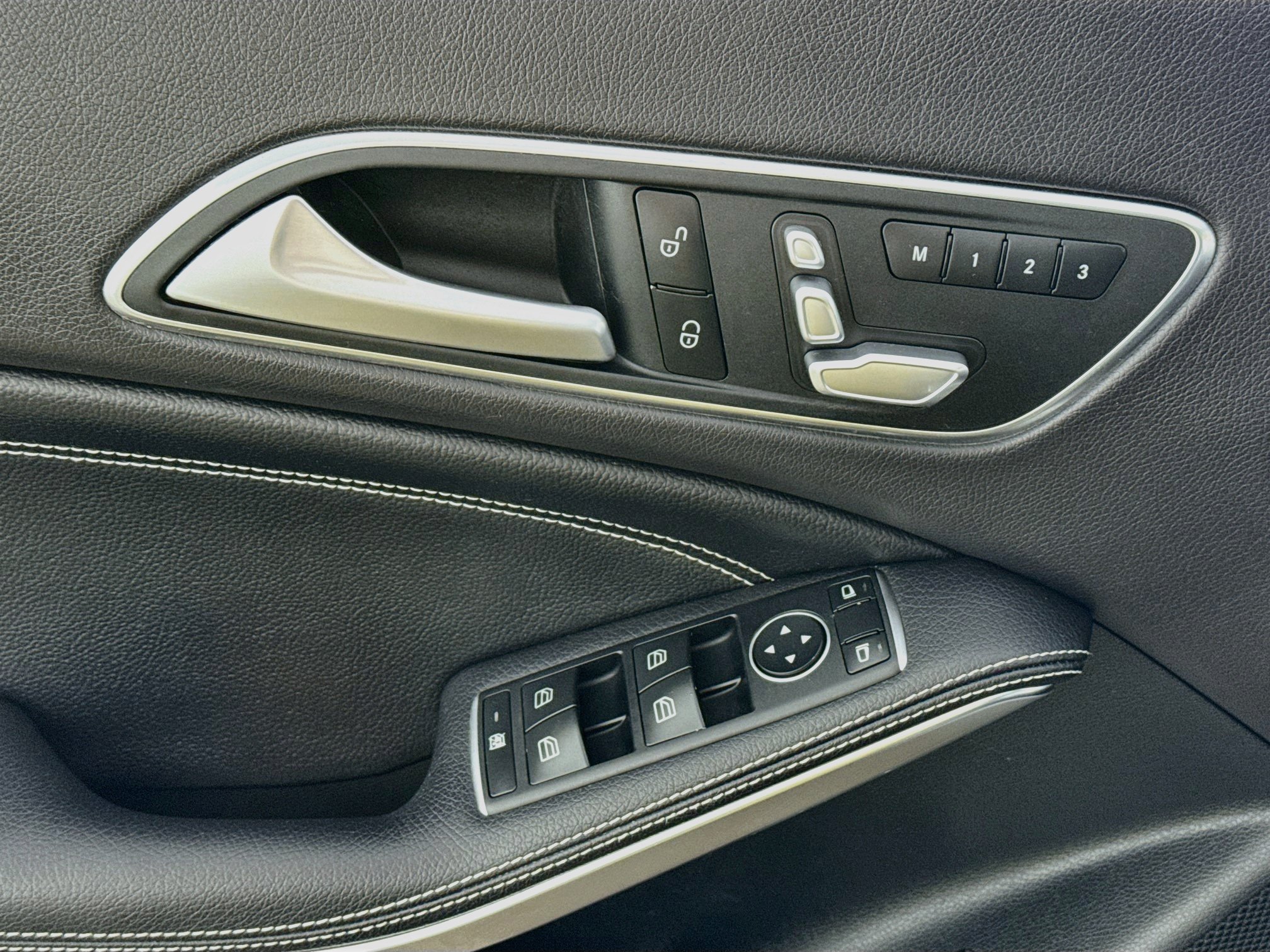 Used 2019 Mercedes-Benz CLA 250 4MATIC image 20