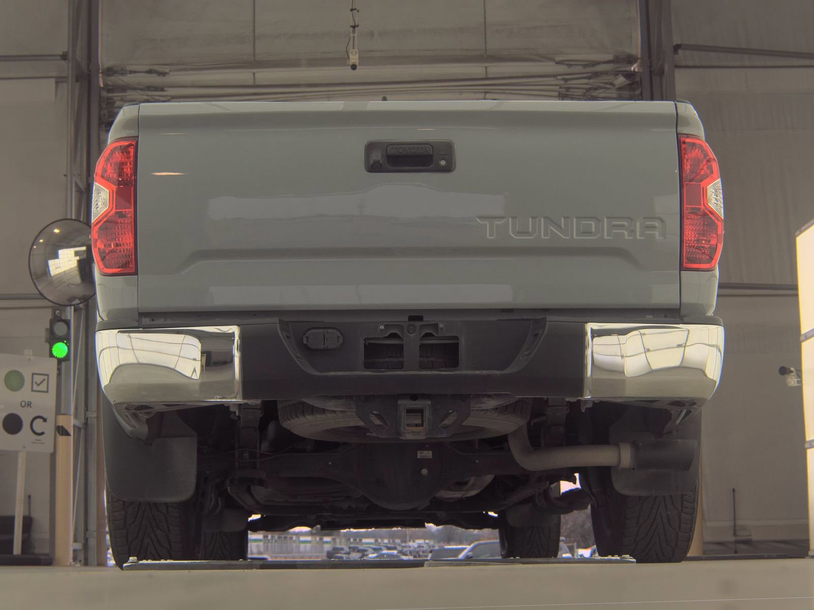 Used 2020 Toyota Tundra SR5 w/ SR5 Leather Package image 7