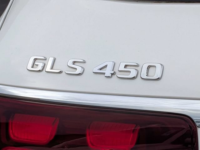 Used 2024 Mercedes-Benz GLS 450 4MATIC image 12