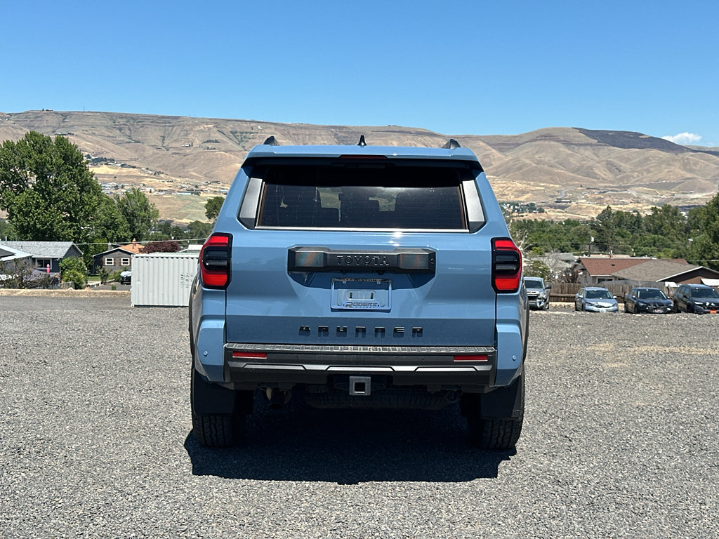 Certified 2025 Toyota 4Runner TRD Off-Road Premium w/ Tow Technology Package AWD/4WD image 3