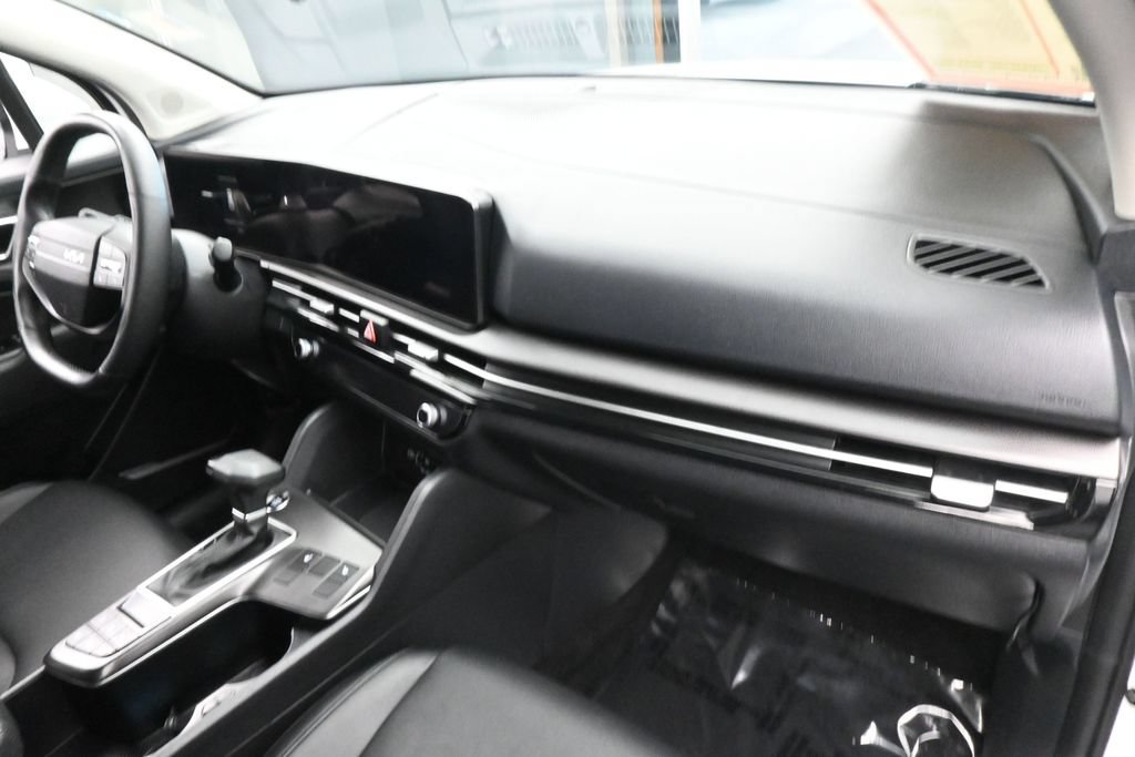 Used 2026 Kia Sportage EX FWD image 47