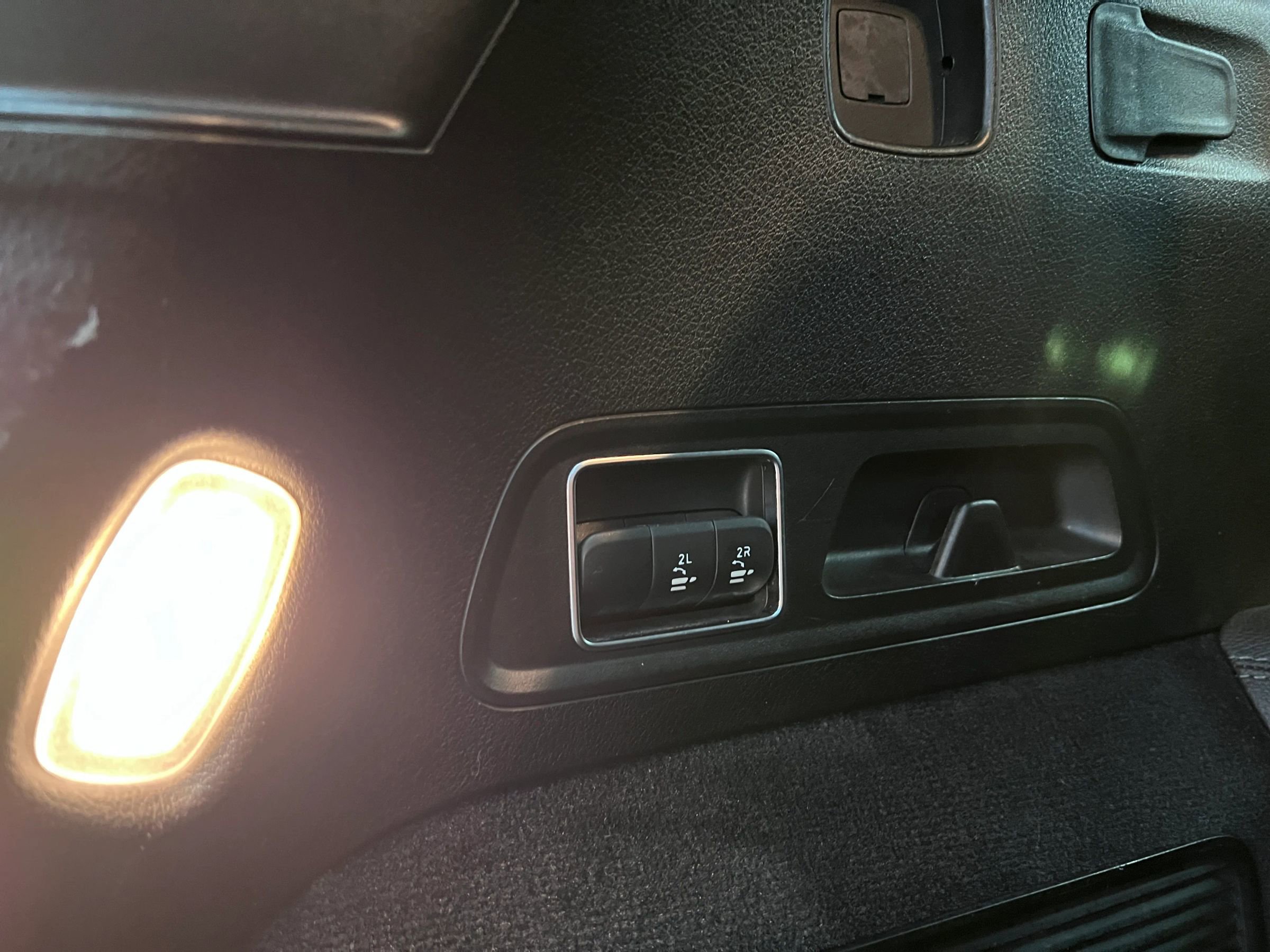 Used 2020 Mercedes-Benz GLS 450 4MATIC image 20