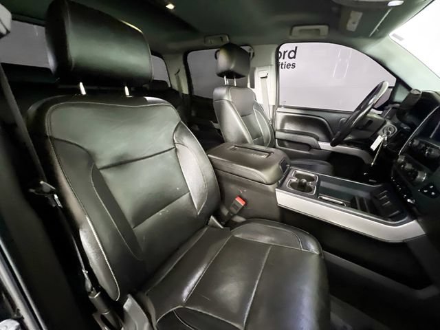 Used 2018 Chevrolet Silverado 1500 LTZ Z71 w/ Midnight Edition AWD/4WD image 17