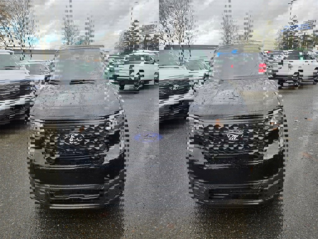 New 2026 Ford Maverick XL image 2