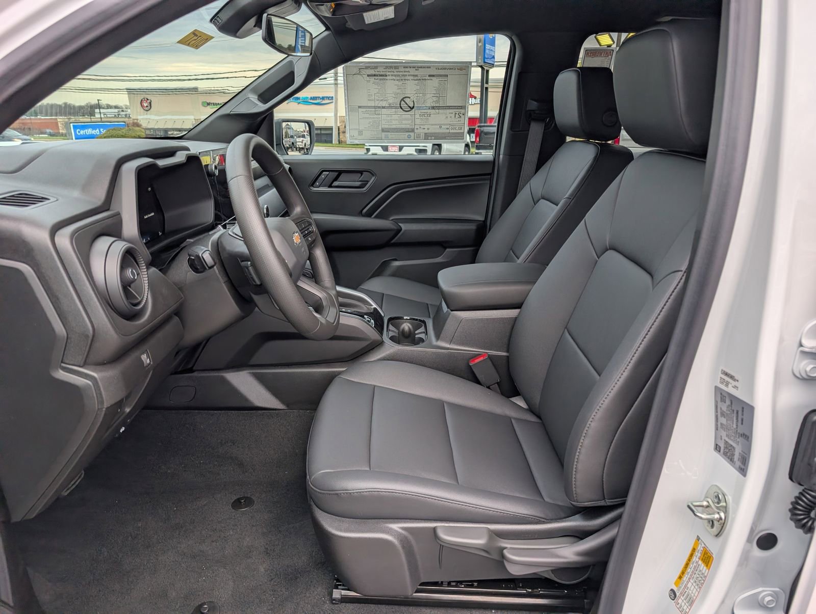 New 2026 Chevrolet Colorado W/T image 11