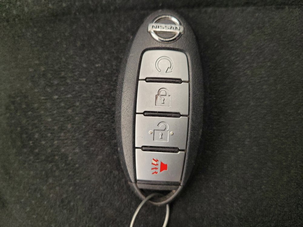 Used 2018 Nissan Murano SV image 32