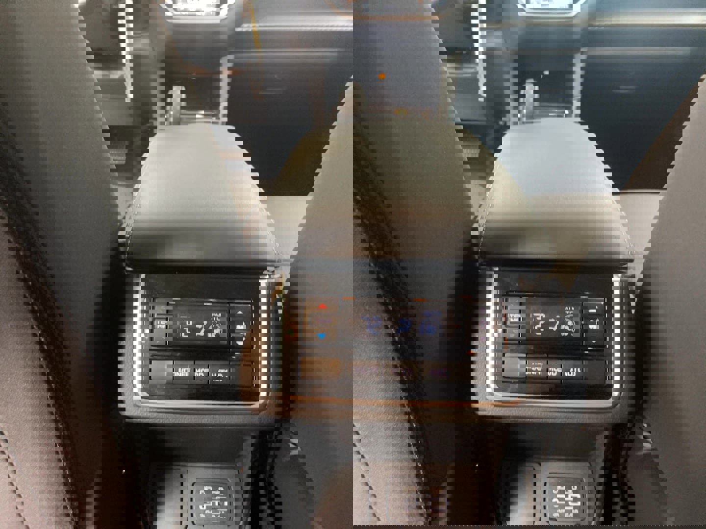 Used 2023 Subaru Ascent Premium image 23