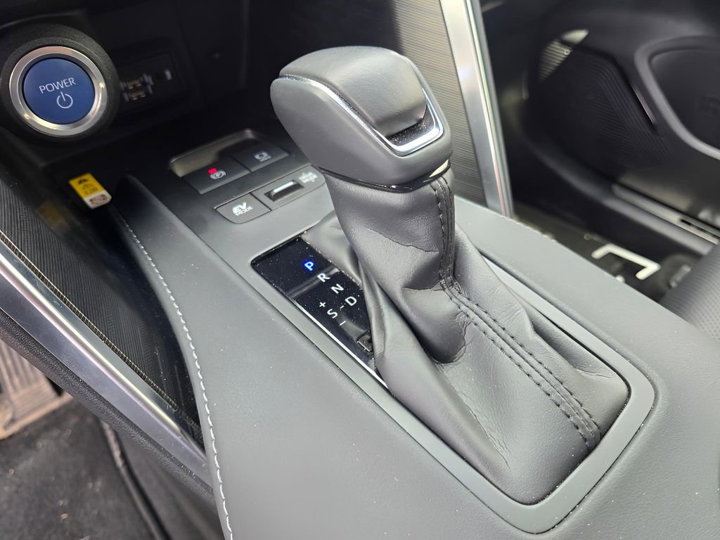 Used 2021 Toyota Venza XLE w/ Softex Package image 20