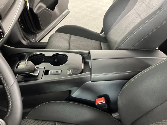 New 2026 Nissan Rogue SV w/ Cold Weather Package FWD image 28