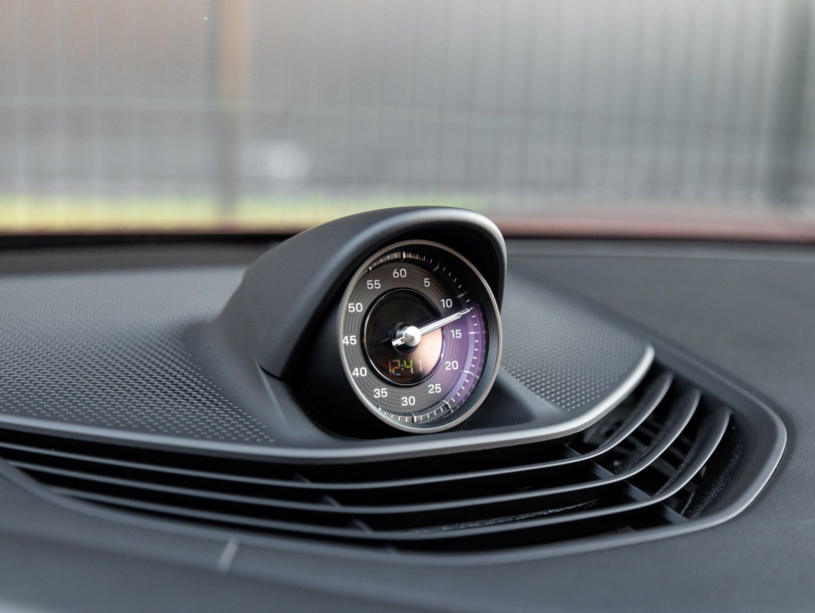 Certified 2022 Porsche Taycan GTS image 25