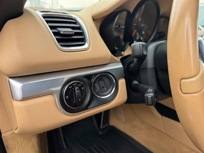 Used 2013 Porsche Boxster RWD image 28