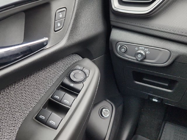 New 2026 Chevrolet TrailBlazer LT w/ Convenience Package FWD image 22