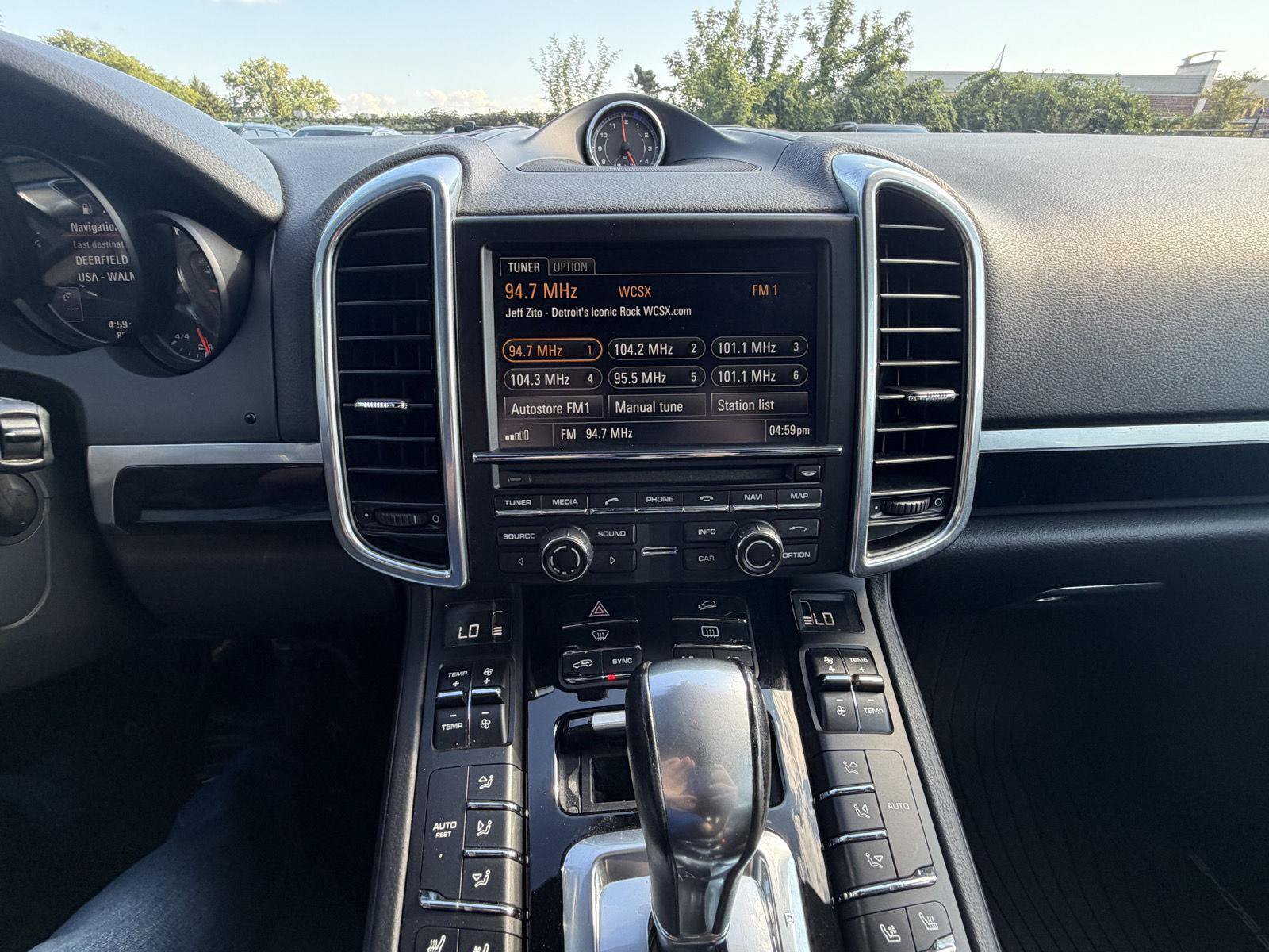 Used 2014 Porsche Cayenne S AWD/4WD image 17