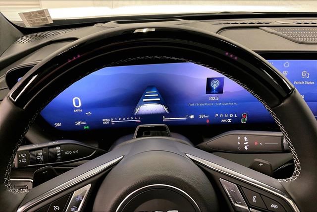 Used 2025 Buick Enclave Avenir w/ Super Cruise Package image 27