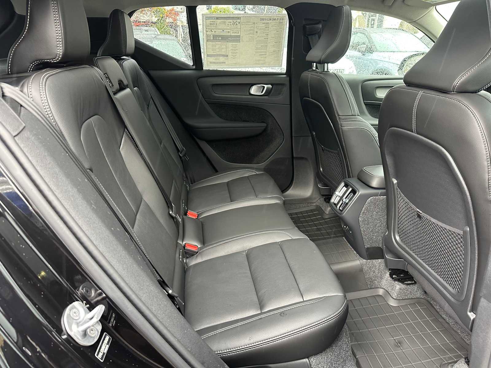 New 2026 Volvo XC40 B5 Ultra w/ Climate Package image 12