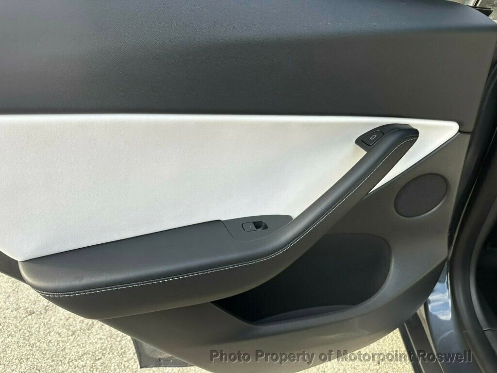 Used 2021 Tesla Model Y Performance AWD/4WD image 23