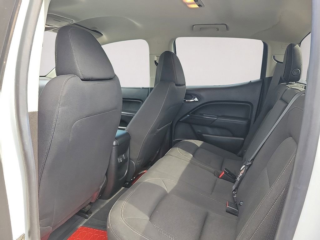 Used 2019 GMC Canyon SLE AWD/4WD image 9