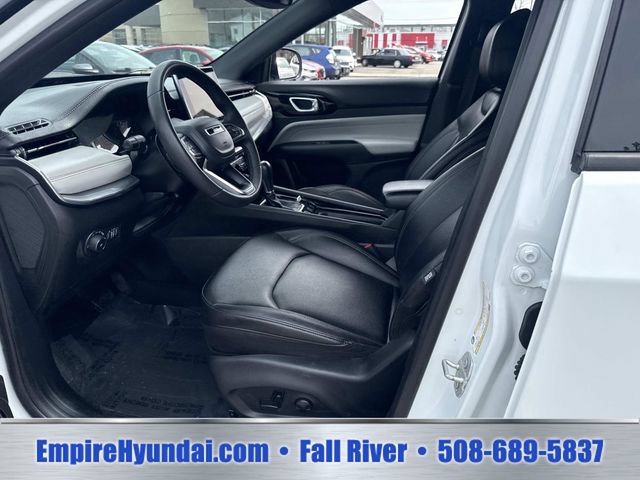 Used 2024 Jeep Compass Limited AWD/4WD image 18