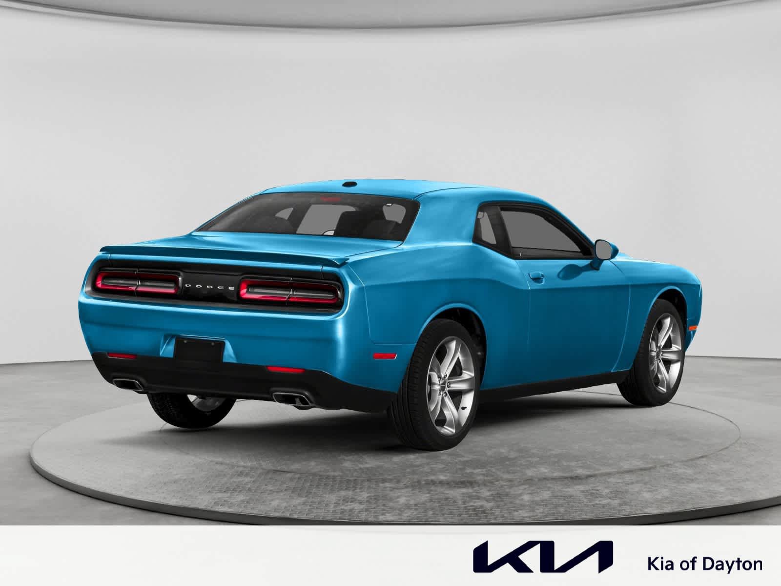Used 2015 Dodge Challenger R/T Plus RWD image 4