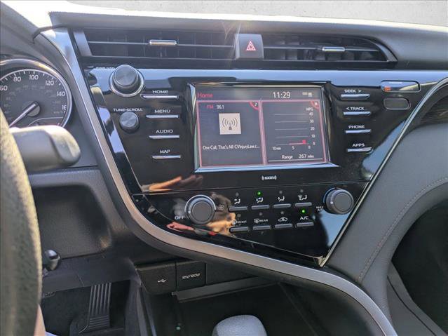 Used 2020 Toyota Camry LE image 14