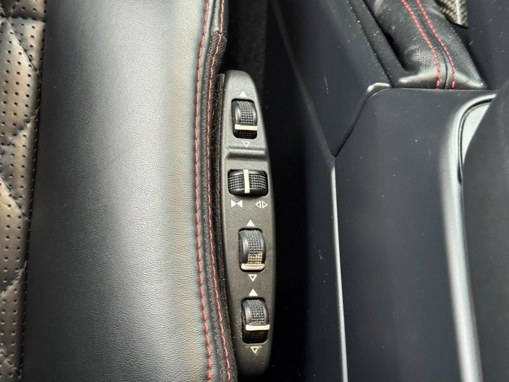 Used 2017 Mercedes-Benz G 63 AMG 4MATIC image 24